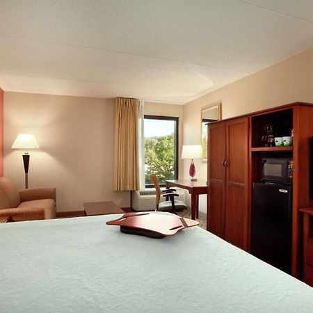 Hampton Inn - Йорк Екстериор снимка