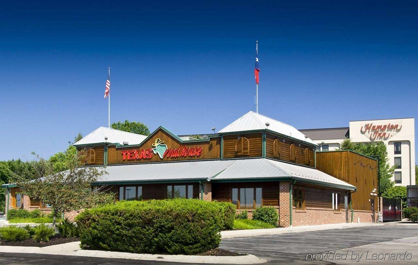 Hampton Inn - Йорк Екстериор снимка